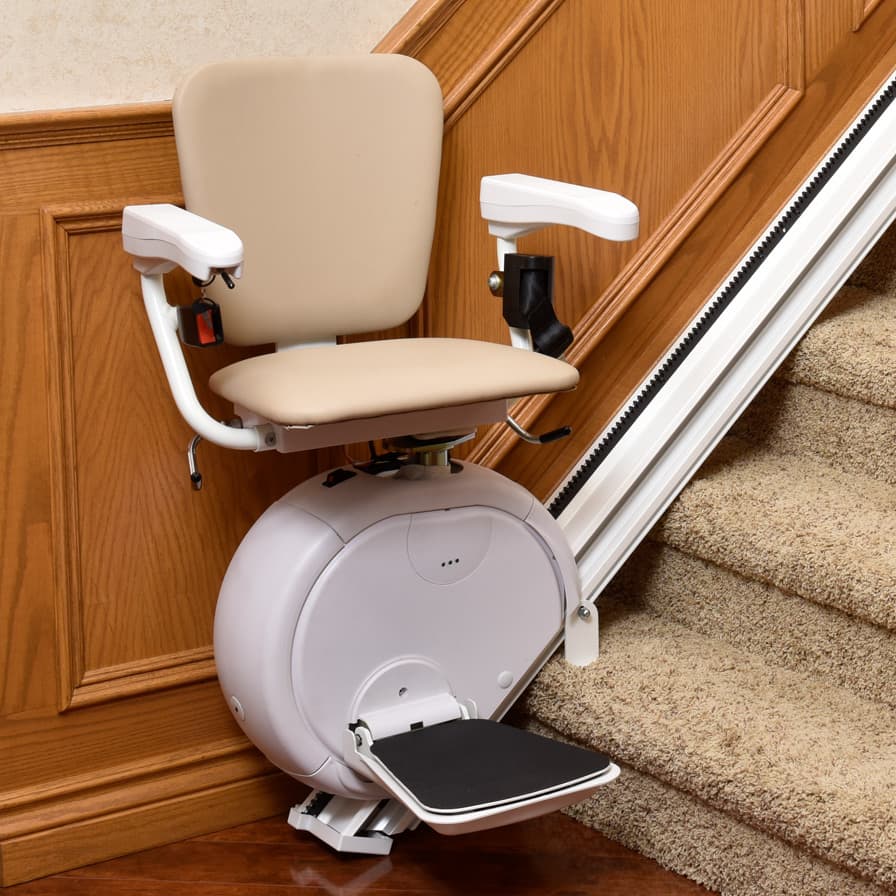 How Stairlifts are Beneficial for a Person with Spine Injuries