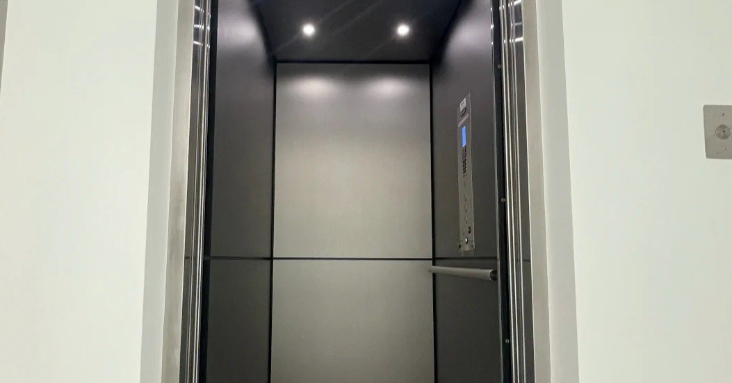 Owner's Manual | Savaria Eclipse Residential Elevator cover