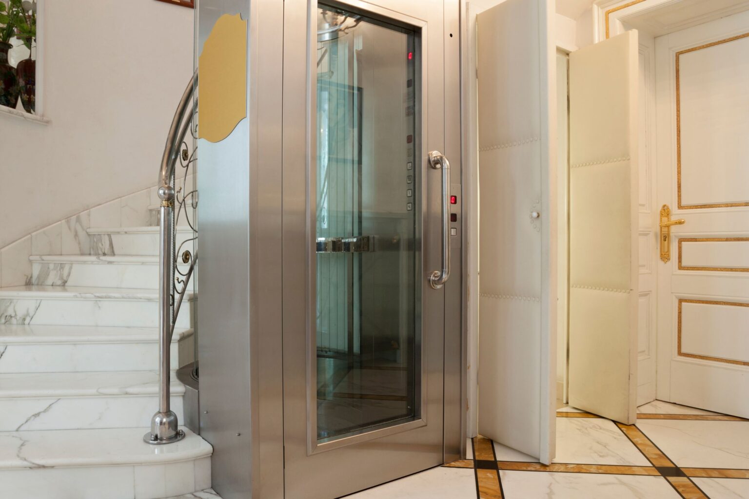 Savaria-Elevators-Elevating-Accessibility-Future-Proofing-NJ-Homes-1536x1024